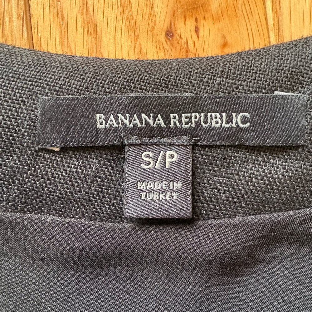 Banana Republic Odile linen one shoulder top, Size small, like new - Picture 7 of 10